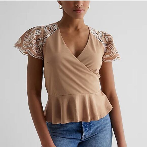 Express Embroidered Eyelet Flutter Sleeve Peplum Top Size Large - Picture 4 of 4